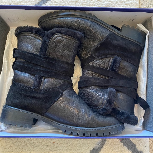 Stuart Weitzman Snowfield faux shearling boots - Picture 2 of 5